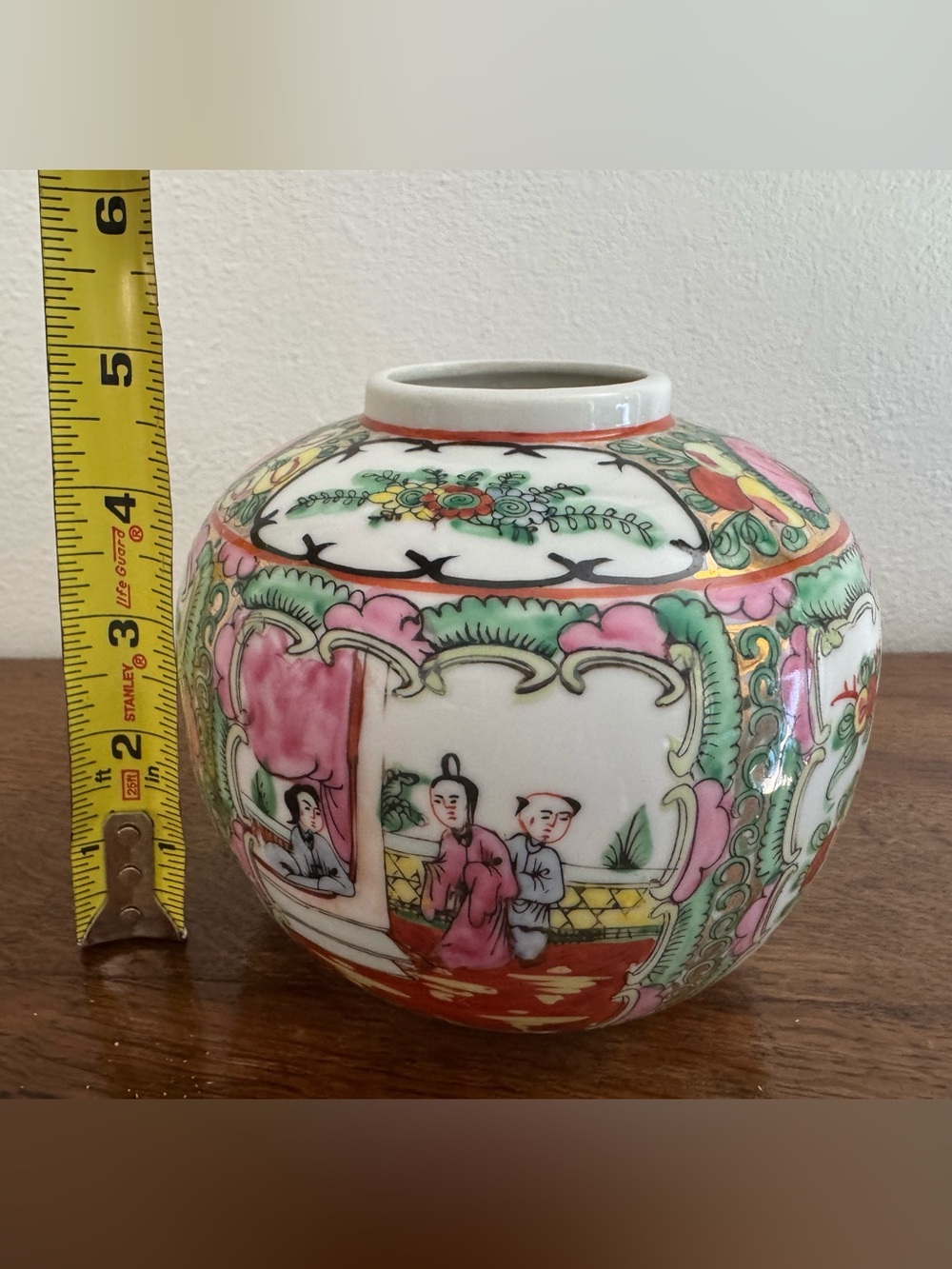 Vintage Chinese Famille Rose Medallion Ginger Jar (without Lid) - Picture 16 of 16